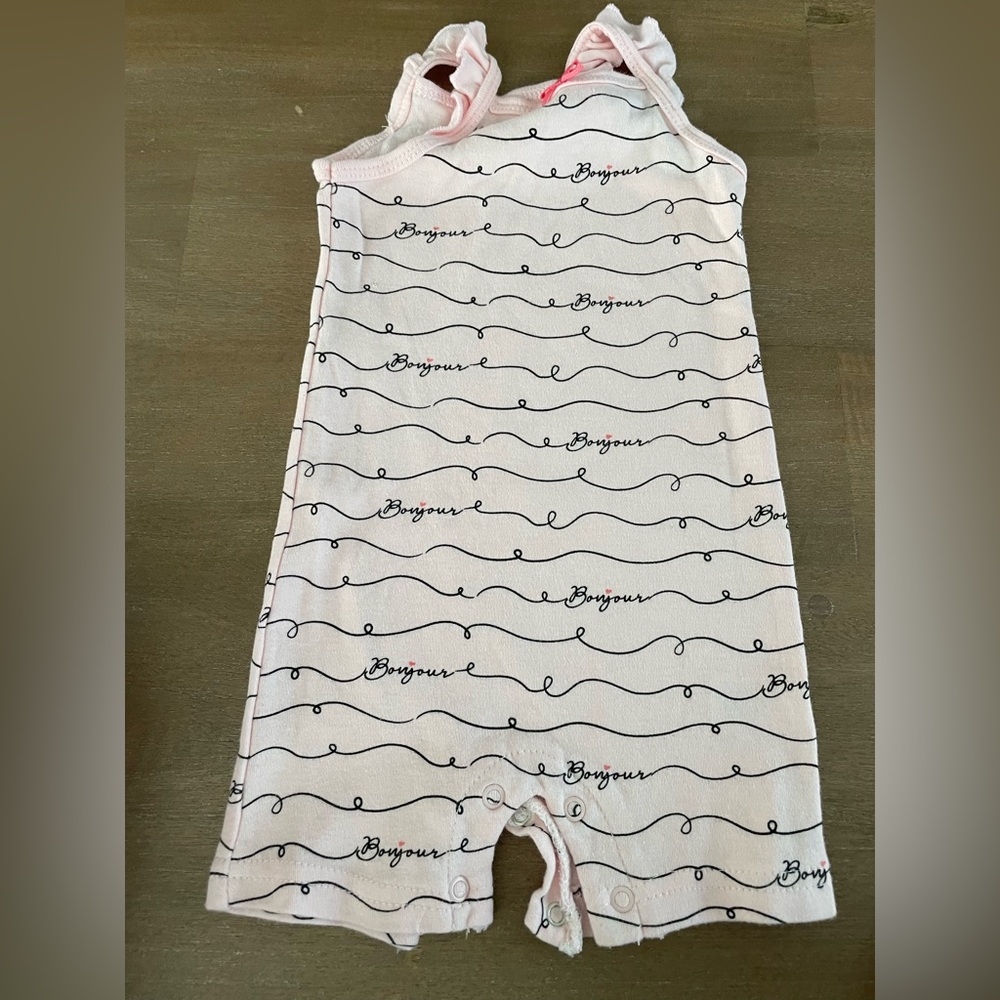 HB Set of 3 Ruffle Sleeve Short Rompers 0-3M-Pink Bonjour, Bulldog Bonjour, Dots - Picture 5 of 8